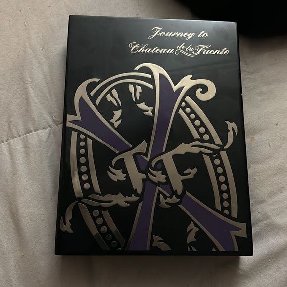 Arturo Fuente Opus 6 empty cigar box / humidor - Picture 5 of 6